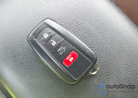 2023 Toyota Rav4 Xle Premium z USA, uszkodzony, nr VIN 2T3C1RFV6PW261589